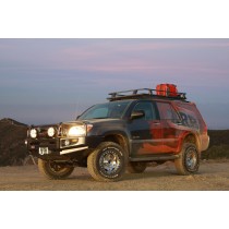 Pare-chocs ARB COMBAR 4 RUNNER 03-05 : Protection 4x4 robuste